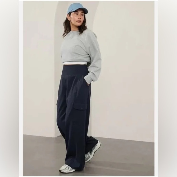 NWT Athleta Venice Cargo Wide Leg Pants Navy - Picture 5 of 11